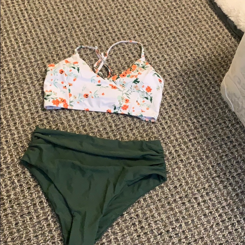 Shein High Waisted Bikini NWOT Size Medium